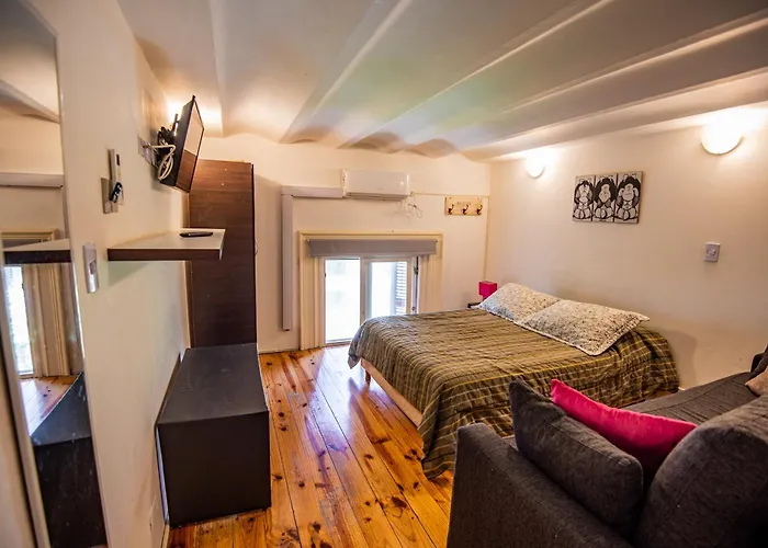 Duplex En Centro Historico Y Turistico Sobre Av. De Mayo
